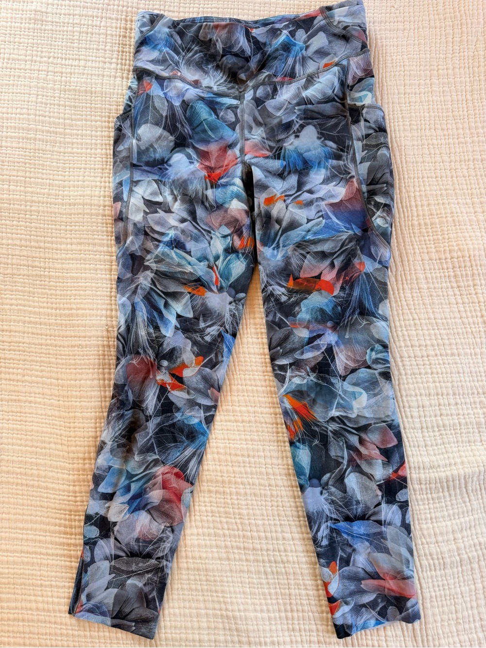 lululemon athletica Multicolor Floral-Print Leggings with Blue & Red Accents
